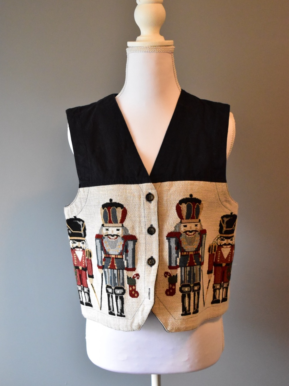 Vintage Karen Scott Nutcracker Embroidered Vest in Black and Cream